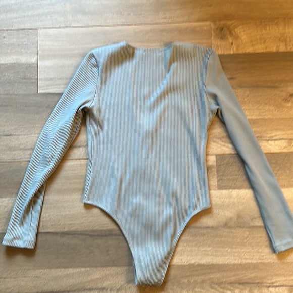 NWOT baby blue bodysuit - Picture 6 of 7